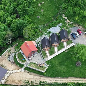 Guest house Astrit Villi, Theth